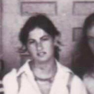 Meet your Posher, Fay